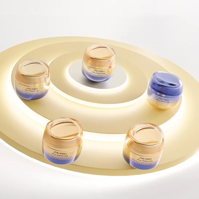 Shiseido Vital Perfection Uplifting and Firming Advanced Day Cream ránctalanító nappali lifting krém SPF 30 50 ml