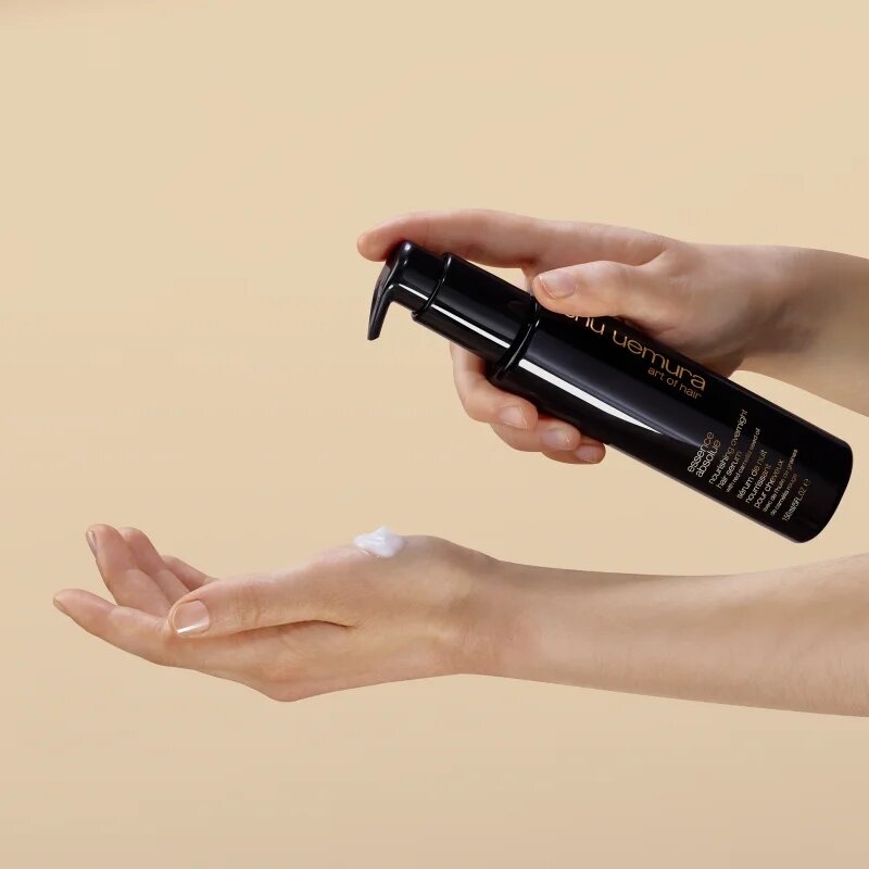Shu Uemura Essence Absolue éjszakai szérum hajra 150 ml
