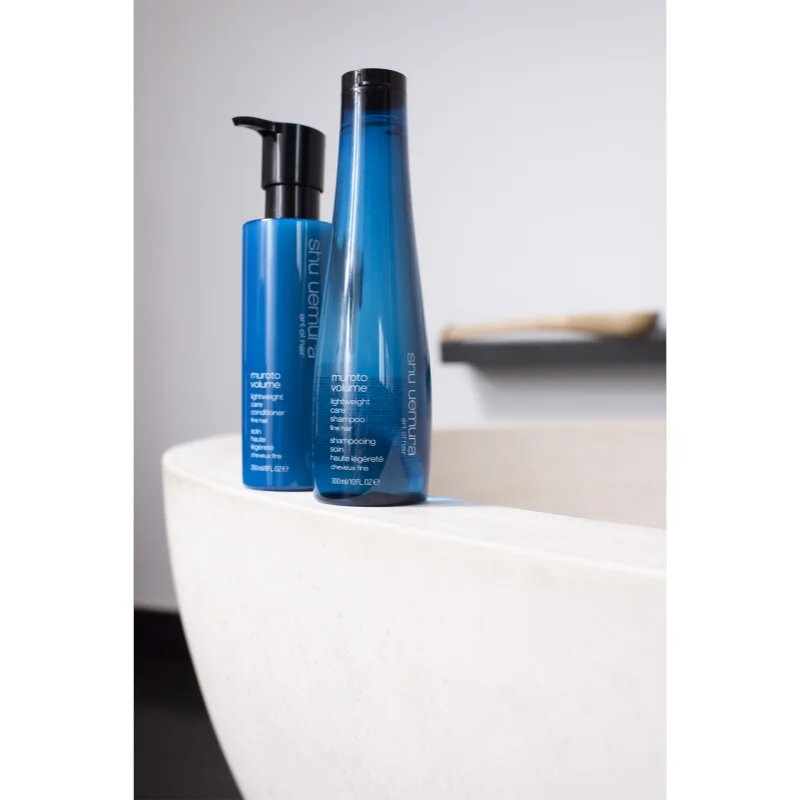Shu Uemura Muroto Volume tömegnövelő kondicionáló gyenge szálú hajra tengeri ásványokkal 250 ml