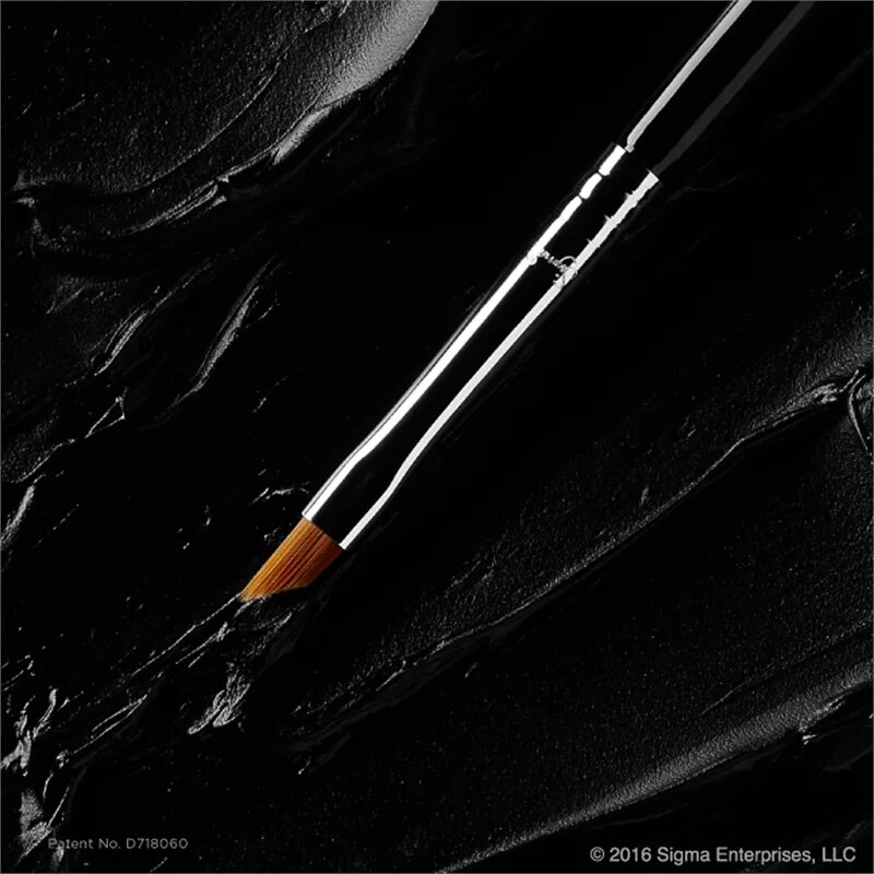 Sigma Beauty Eyes E06 WINGED LINER™ BRUSH szemhéjfesték ecset 1 db