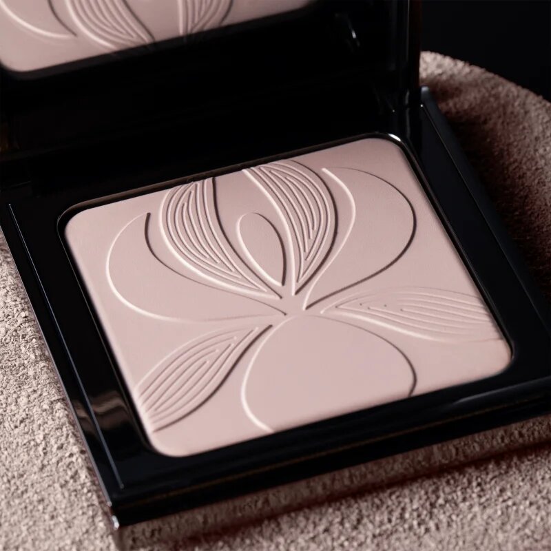 Sisley Blur Expert világosító púder kisimító hatással árnyalat 0 Light 11 g