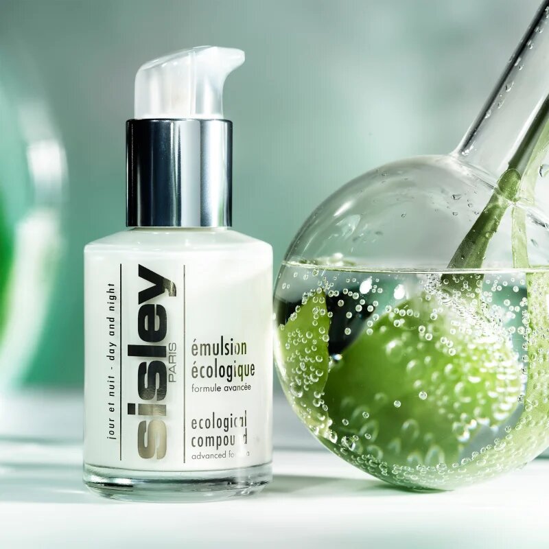 Sisley Ecological Compound Day and Night hidratáló emulzió regeneráló hatással 60 ml