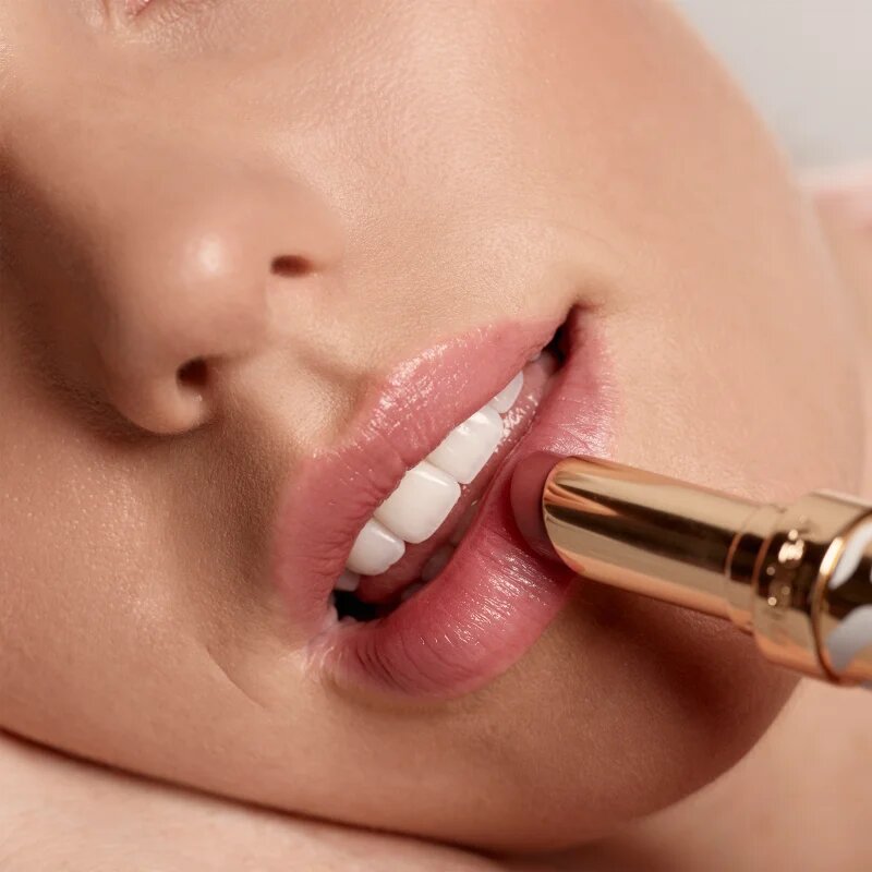 Sisley Phyto-Lip Balm intenzív hidratáló szájbalzsam E-vitaminnal árnyalat 3 Crush 3 g