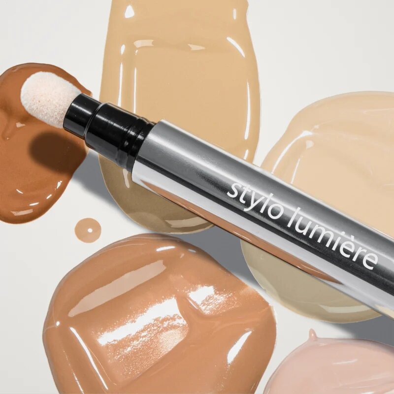 Sisley Stylo Lumière világosító szemceruza toll kiszerelésben a ráncok és a sötét karikák ellen árnyalat 6 Spice Gold 2.5 ml