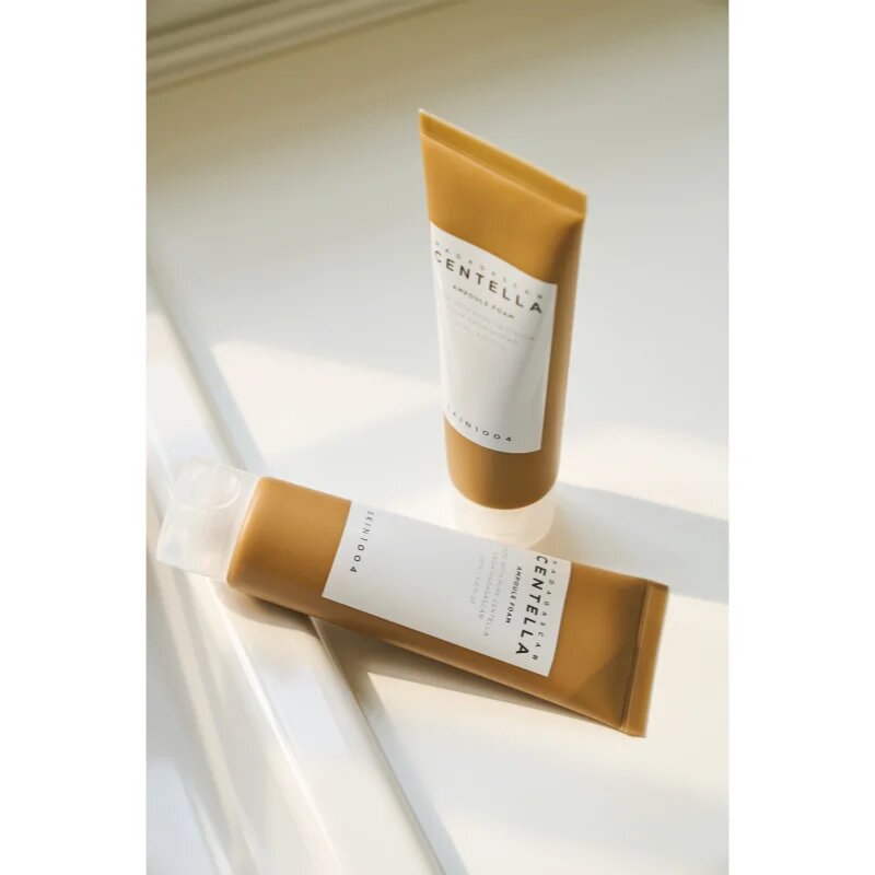 SKIN1004 Madagascar Centella Ampoule Foam krémes tisztító hab az érzékeny arcbőrre 125 ml