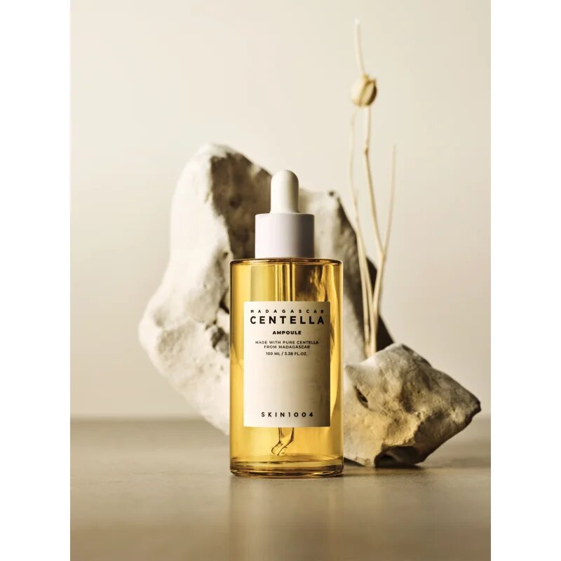 SKIN1004 Madagascar Centella Ampoule hidratáló szérum az érzékeny bőr megnyugtatásához és erősítéséhez 100 ml