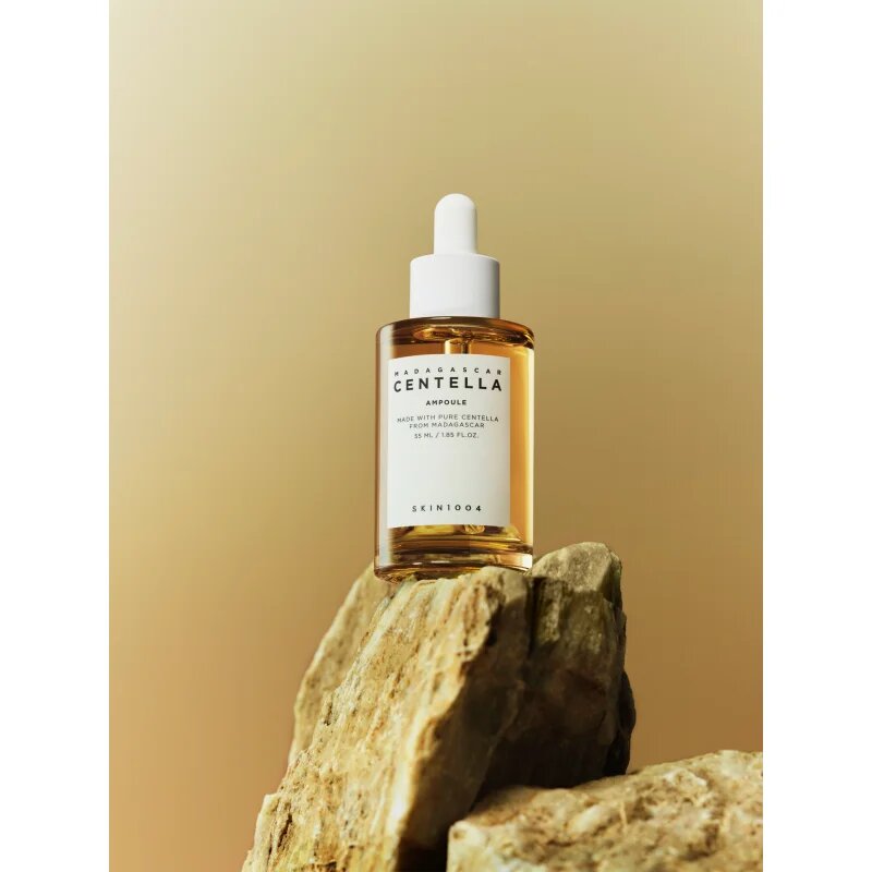 SKIN1004 Madagascar Centella Ampoule hidratáló szérum az érzékeny bőr megnyugtatásához és erősítéséhez 55 ml