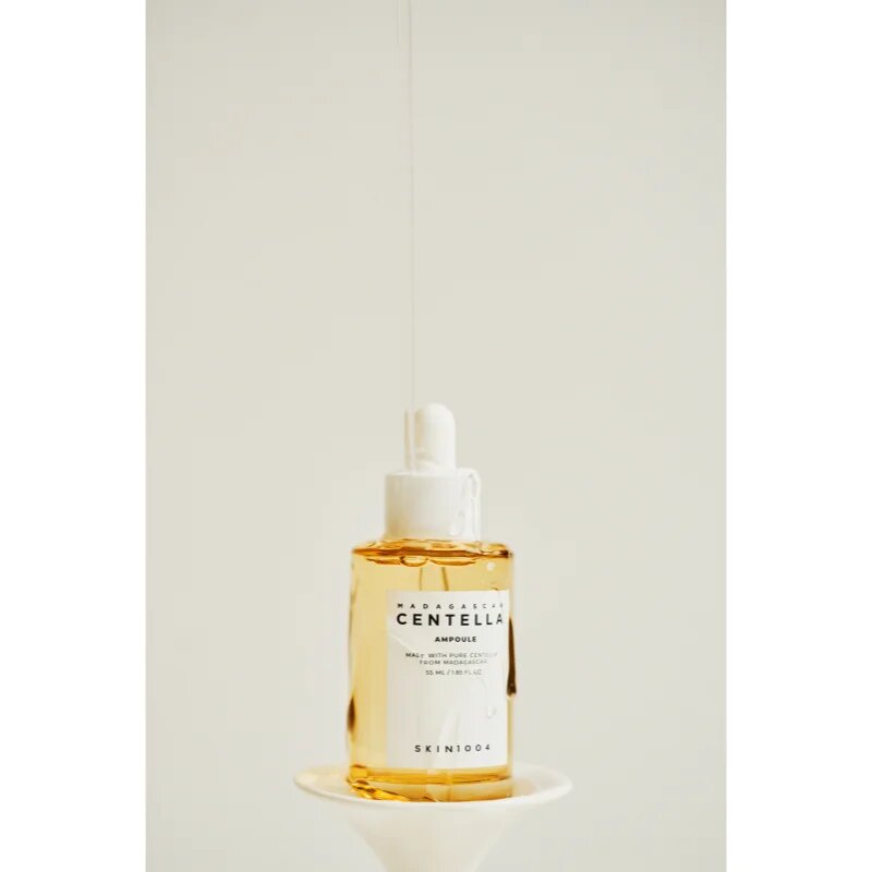 SKIN1004 Madagascar Centella Ampoule hidratáló szérum az érzékeny bőr megnyugtatásához és erősítéséhez 55 ml