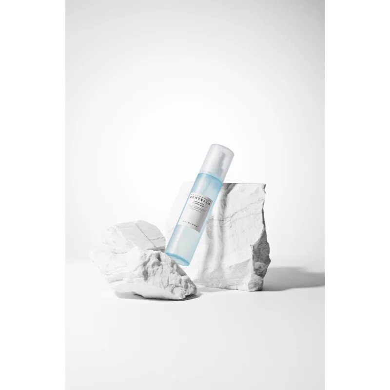 SKIN1004 Madagascar Centella Hyalu-Cica Cloudy Mist hidratáló permet nyugtató hatással 120 ml
