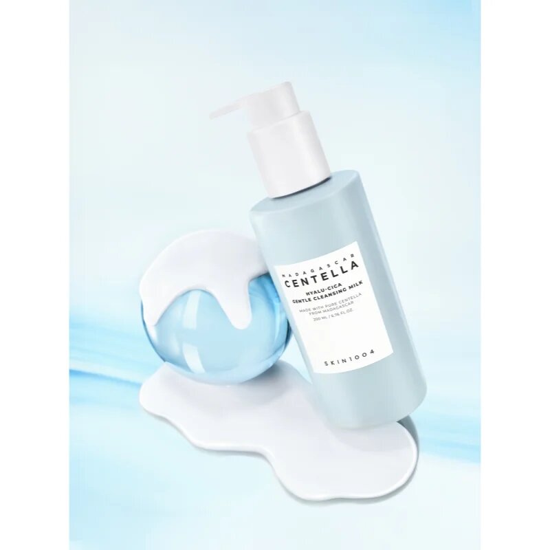 SKIN1004 Madagascar Centella Hyalu-Cica Gentle Cleansing Milk hidratáló tisztító tej az arcbőr táplálásáért és természetes hidratáltságának megőrzéséé