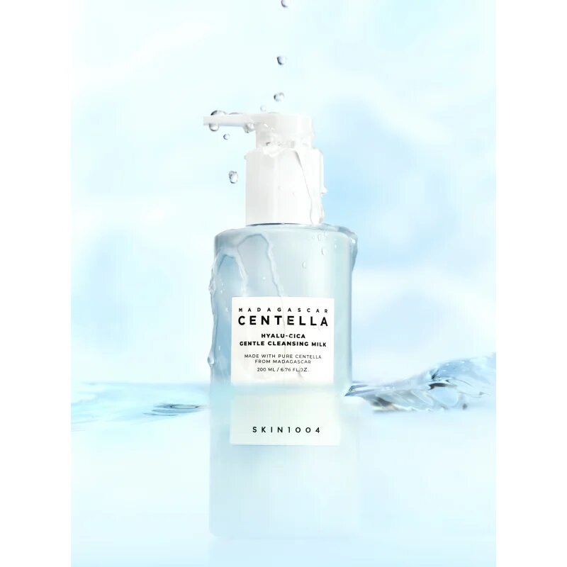 SKIN1004 Madagascar Centella Hyalu-Cica Gentle Cleansing Milk hidratáló tisztító tej az arcbőr táplálásáért és természetes hidratáltságának megőrzéséé