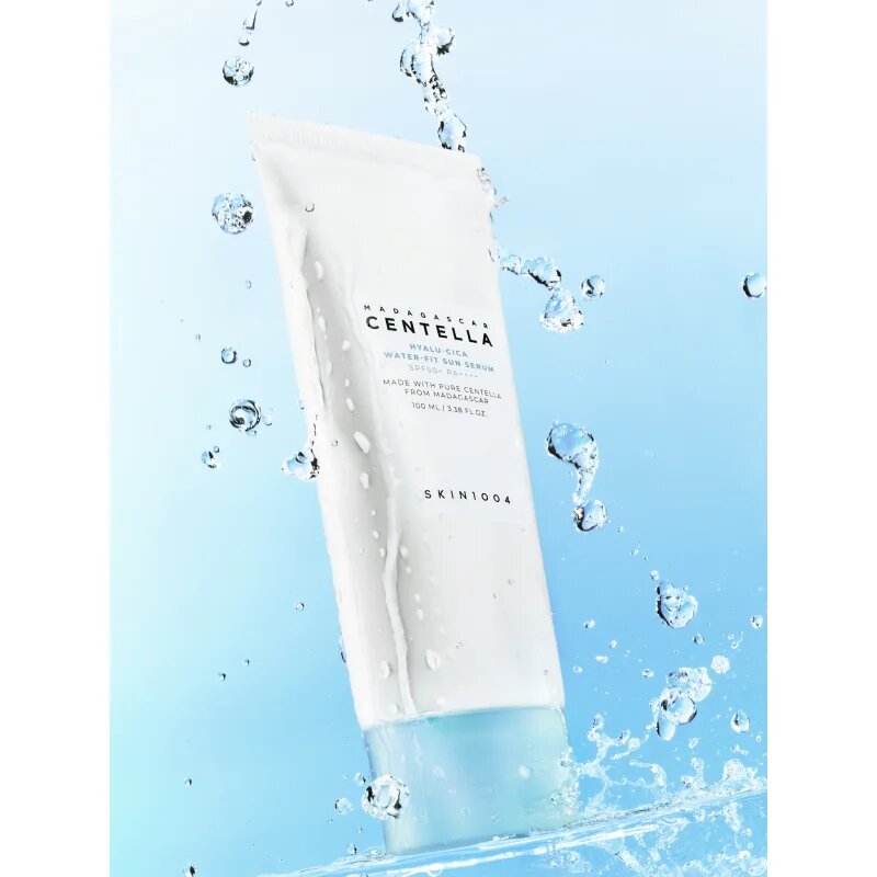SKIN1004 Madagascar Centella Hyalu-Cica Water-Fit Sun Serum védő szérum hidratáló hatással SPF 50+ 100 ml