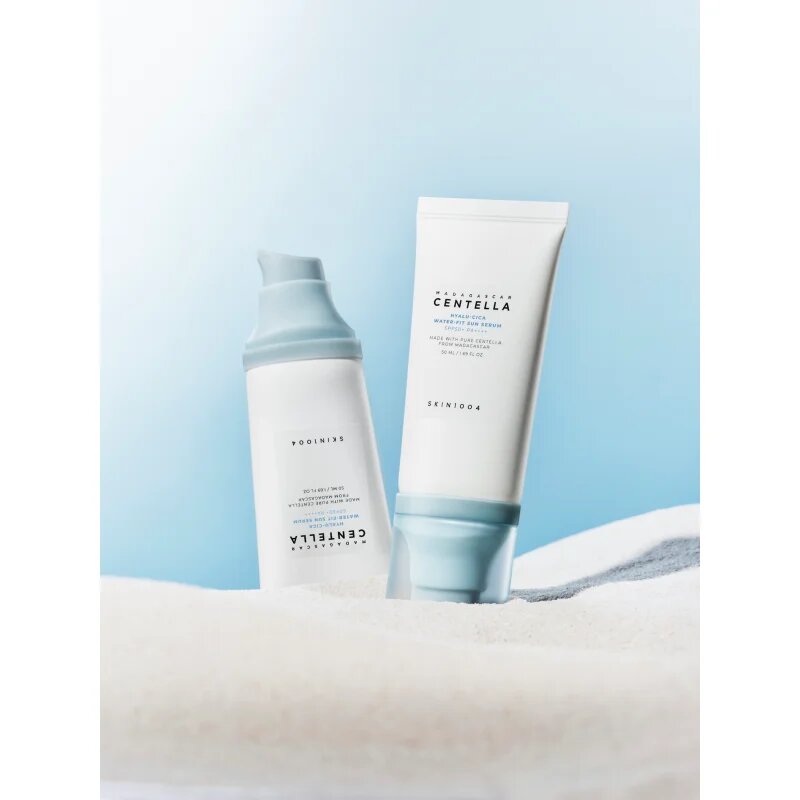 SKIN1004 Madagascar Centella Hyalu-Cica Water-Fit Sun Serum védő szérum hidratáló hatással SPF 50+ 50 ml