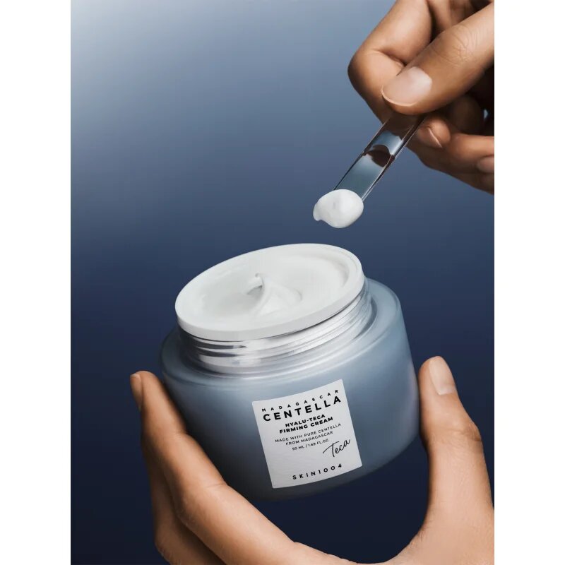 SKIN1004 Madagascar Centella Hyalu-Teca Firming Cream megújító hidratáló krém a feszes bőrért 50 ml