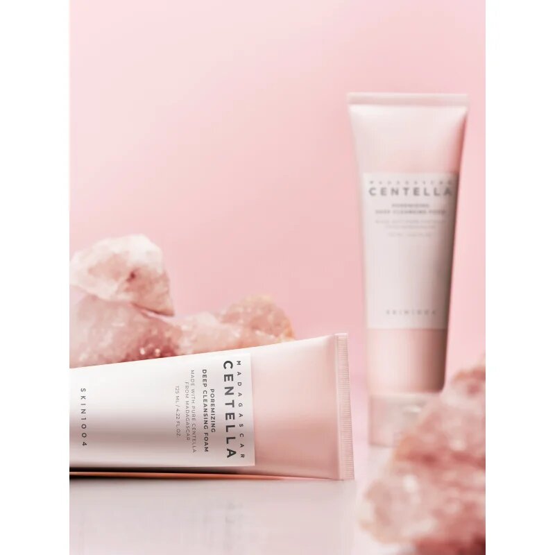 SKIN1004 Madagascar Centella Poremizing Deep Cleansing Foam mélyisztító hab a bőr kisimításáért és a pórusok minimalizásáért 125 ml