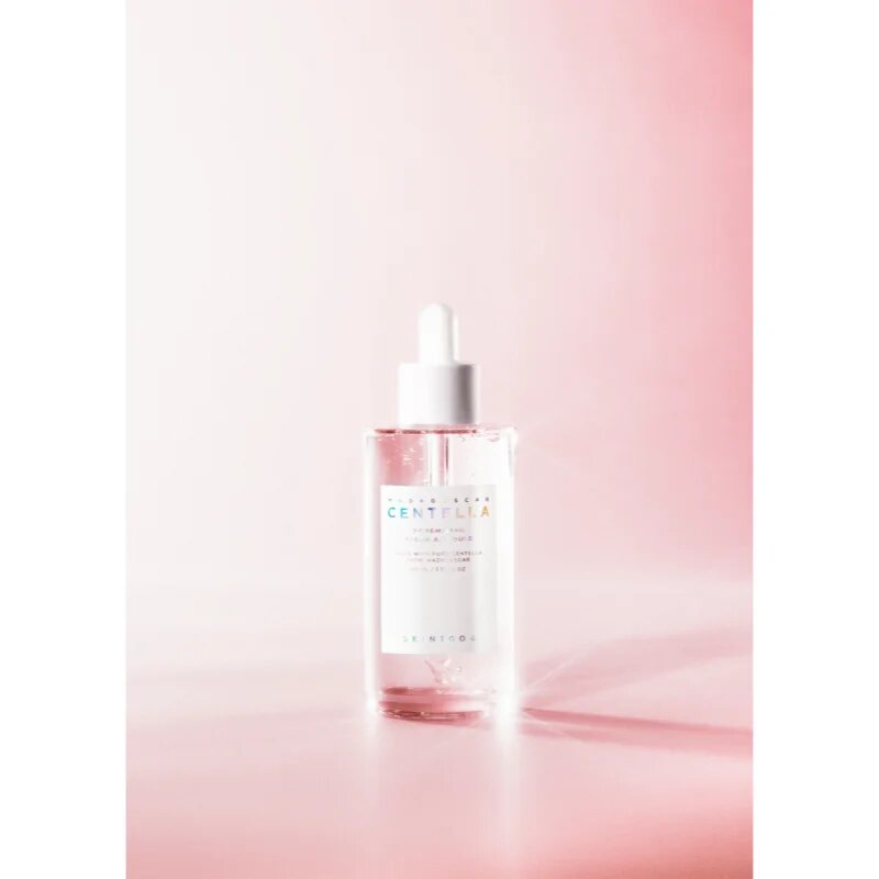 SKIN1004 Madagascar Centella Poremizing Fresh Ampoule detoxikáló arcszérum a bőr kisimításáért és a pórusok minimalizásáért 100 ml