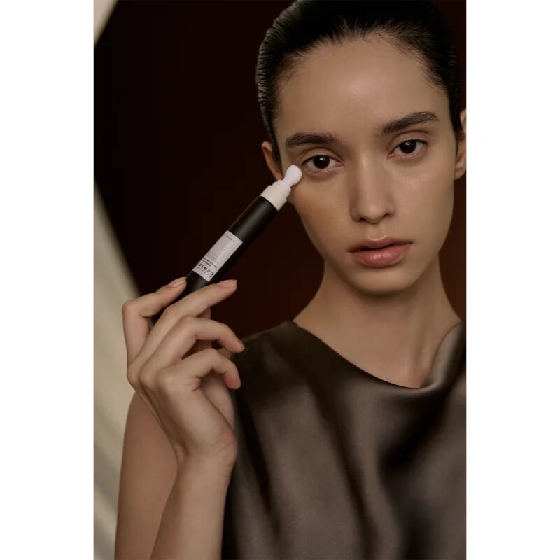 SKIN1004 Madagascar Centella Probio-Cica Bakuchiol Eye Cream szemránckrém nyugtató hatással