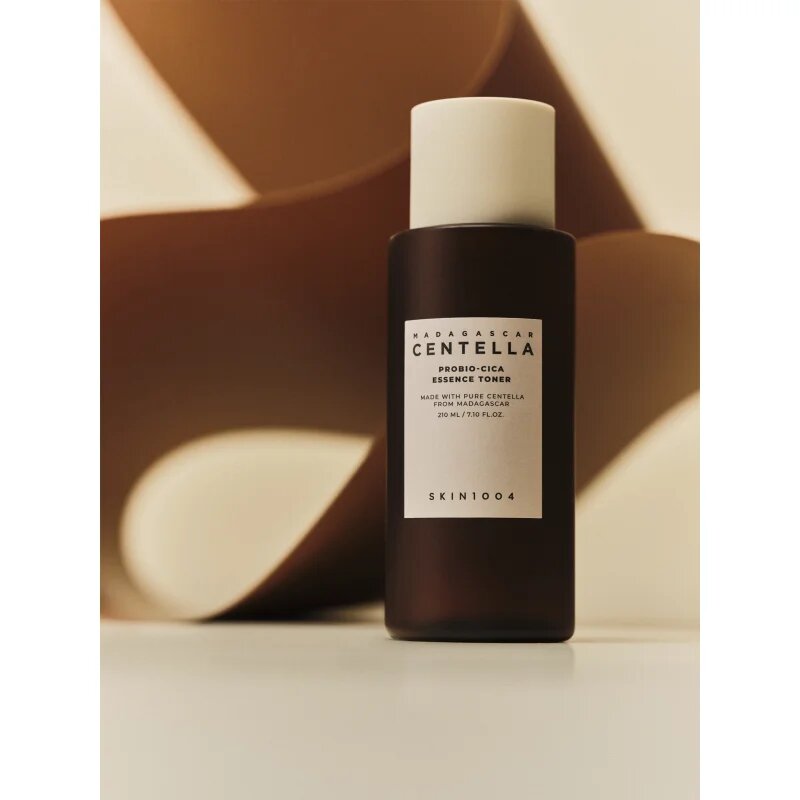 SKIN1004 Madagascar Centella Probio-Cica Essence Toner nyugtató tonikum hidratáló hatással 210 ml