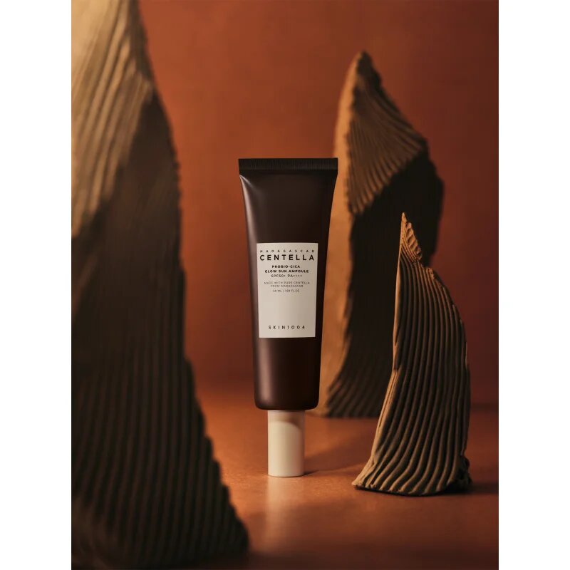SKIN1004 Madagascar Centella Probio-Cica Glow Sun Ampoule védő szérum a bőrréteg megújítására SPF 50+ 50 ml