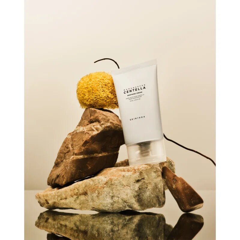 SKIN1004 Madagascar Centella Soothing Cream gazdag tápláló és nyugtató krém az arcbőr regenerálására és megújítására 75 ml