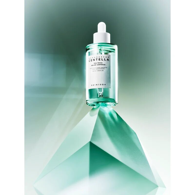 SKIN1004 Madagascar Centella Tea-Trica Relief Ampoule nyugtató arcszérum problémás és pattanásos bőrre 100 ml