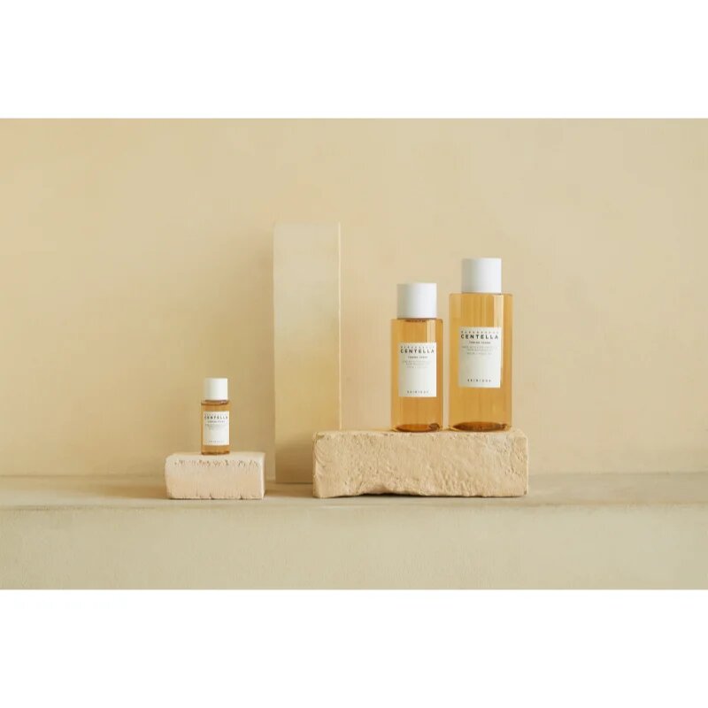 SKIN1004 Madagascar Centella Toning Toner gyengéd bőrhámlasztó tonik az érzékeny arcbőrre 30 ml