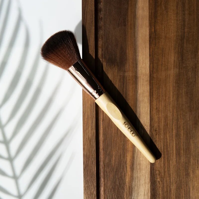 So Eco Blush Brush arc ecset hipoallergén sörtékkel 1 db