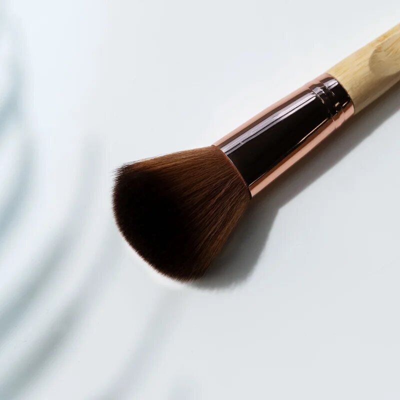 So Eco Blush Brush arc ecset hipoallergén sörtékkel 1 db