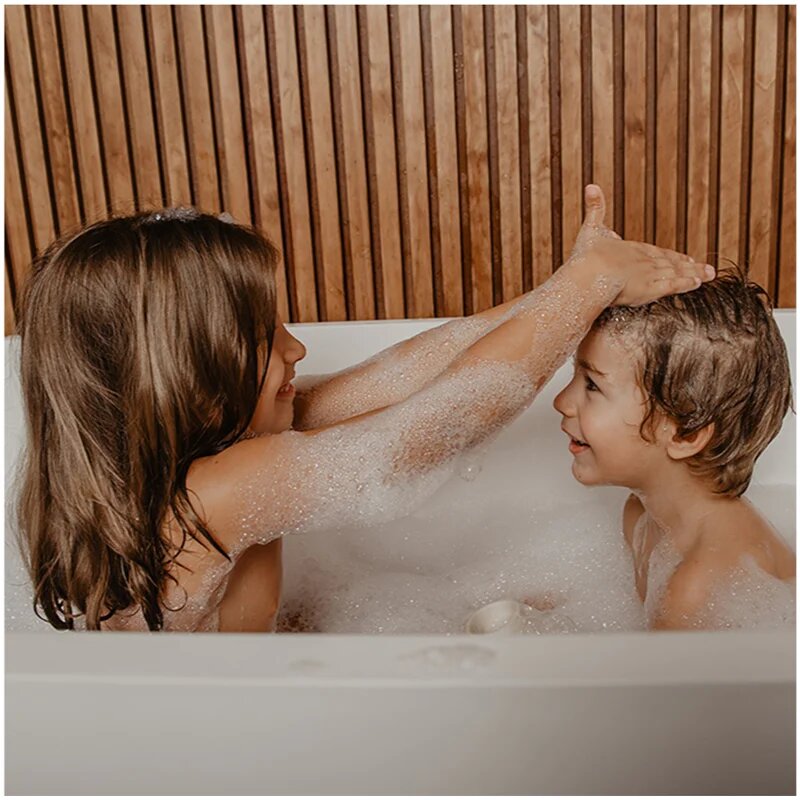 Suavinex Kids Shampoo & Conditioner sampon és kondicionáló 2 in1 gyermekeknek 3 y+ 300 ml