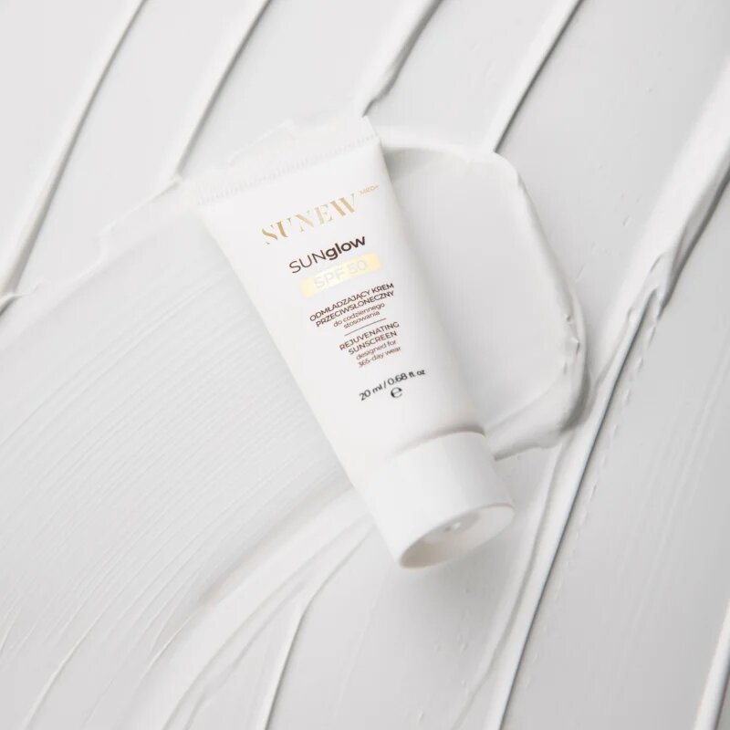 SUNEWMED+ SUNglow Anti-Aging Face Sunscreen SPF 50 napozó krém fiatalító hatással SPF 50 20 ml