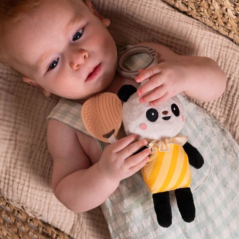 Taf Toys Activity Toy Pamela the Panda kontrasztos függőjáték rágókával 1 db