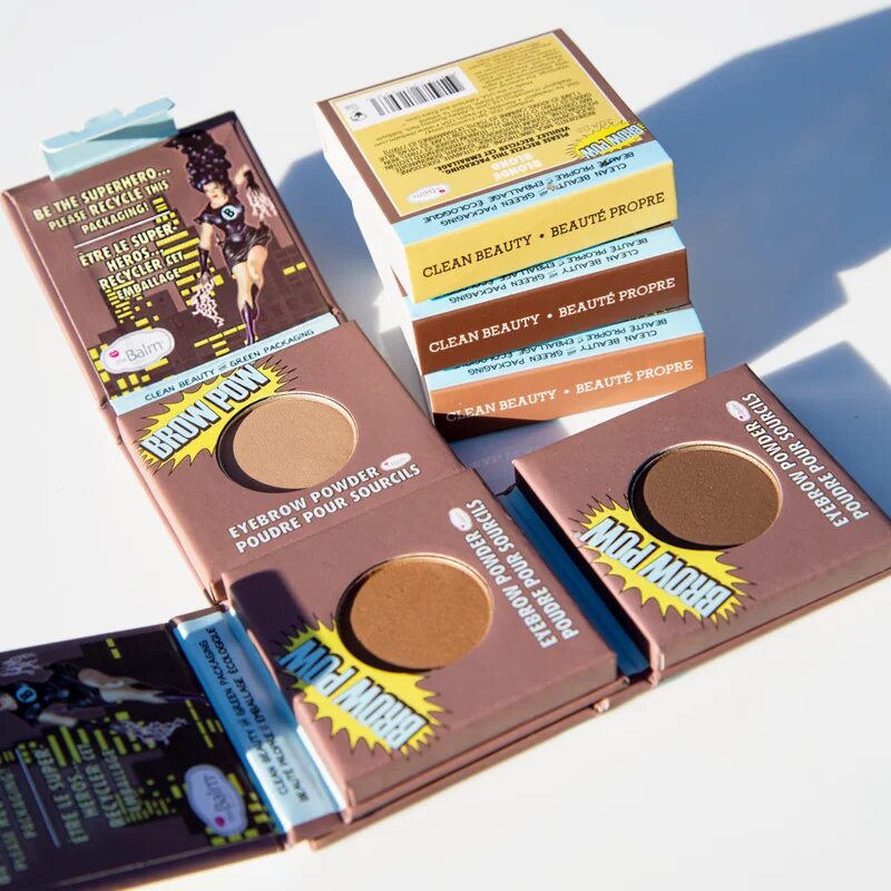 theBalm Browpow® Szemöldökpúder praktikus mágneses tokban árnyalat Blonde 1.2 g