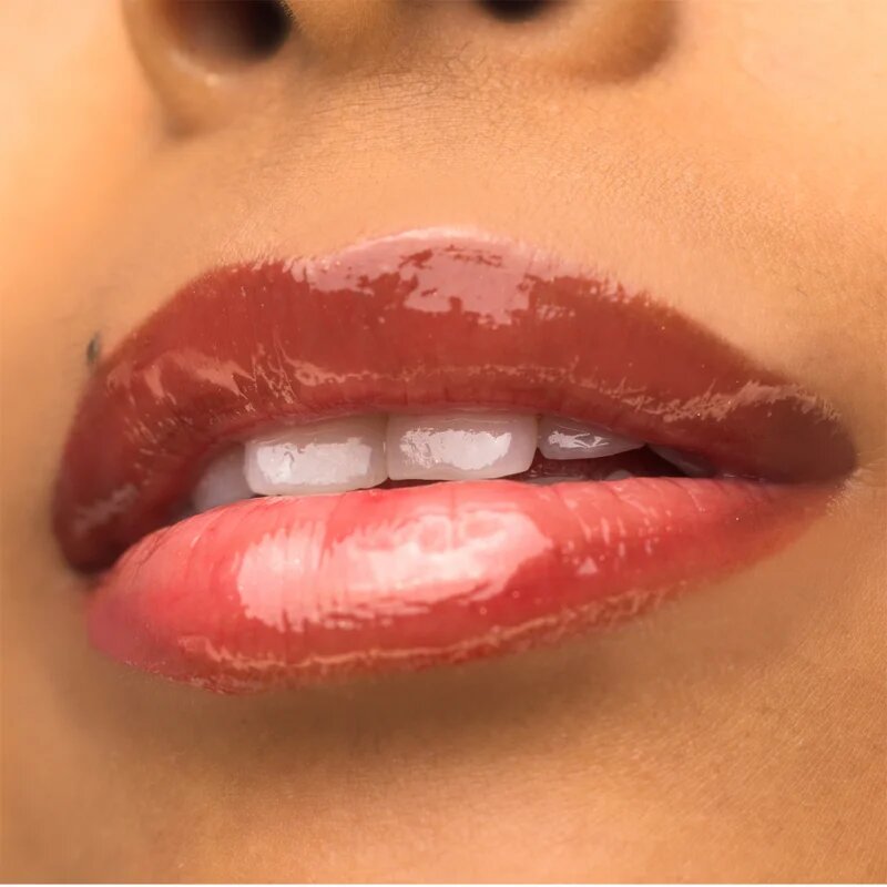 theBalm Plump Your Pucker Lip Gloss dúsító ajakfény árnyalat Wild West 2.7 ml