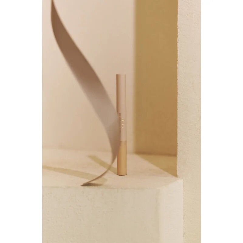 thim Skin Cover Concealer Duo fedő korrektor a bőr tökéletlenségei ellen kétoldalas árnyalat 03 Sand 6.3 g