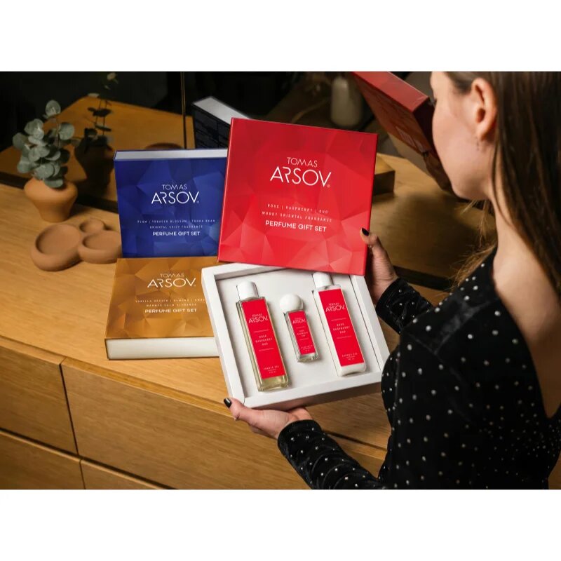 Tomas Arsov Rose Raspberry Oud ajándékszett unisex unisex