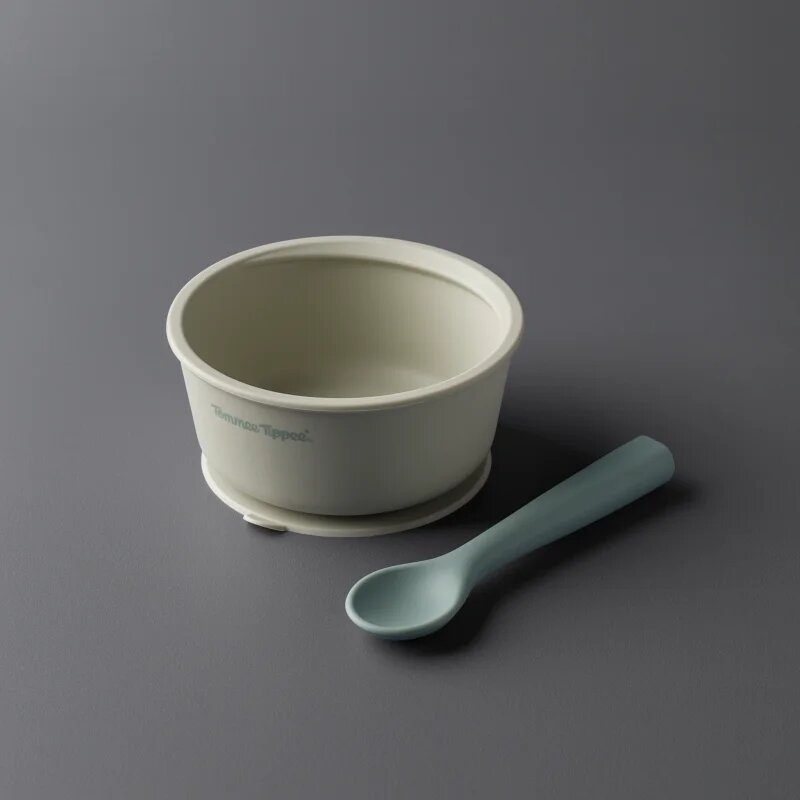 Tommee Tippee EasiStick™ Silicone Bowl & Spoon szilikon tálka tapadókoronggal 4m+ Green 1 db