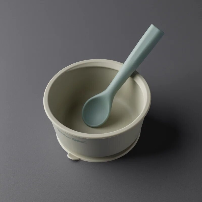 Tommee Tippee EasiStick™ Silicone Bowl & Spoon szilikon tálka tapadókoronggal 4m+ Green 1 db
