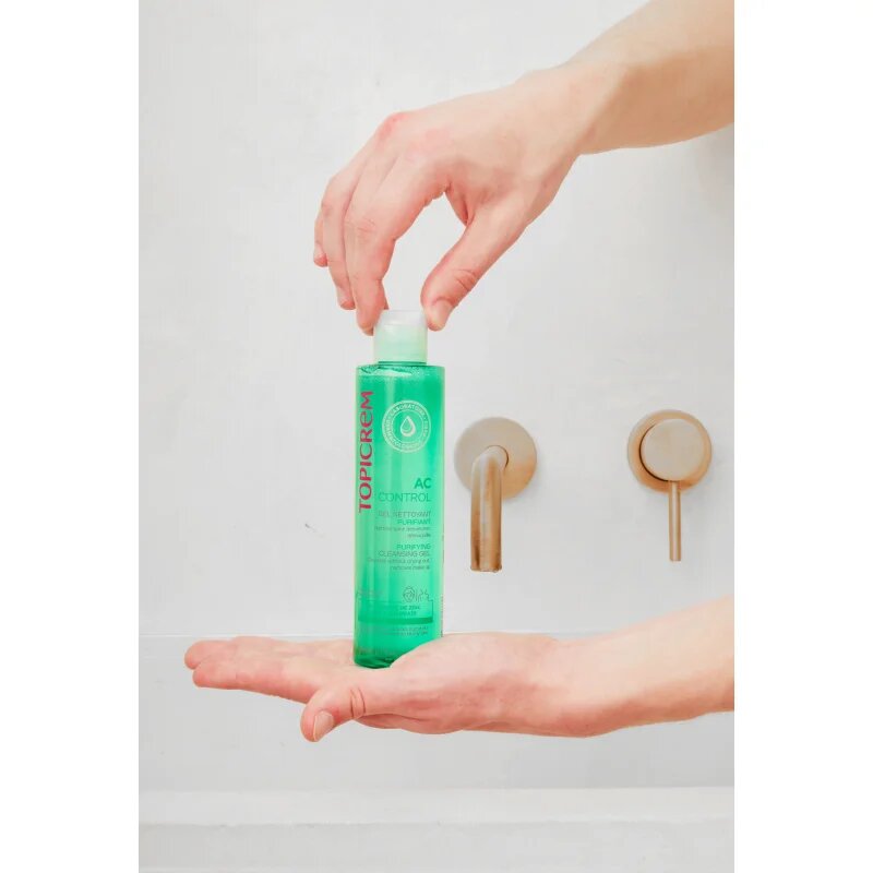 Topicrem AC Purifying Cleansing Gel mélyen tisztító gél zsíros és érzékeny bőrre 200 ml