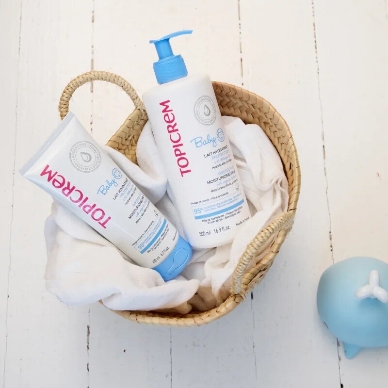 Topicrem BABY My 1st Ultra-Moisturizing Milk hidratáló tej arcra és testre száraz és érzékeny bőrre 200 ml