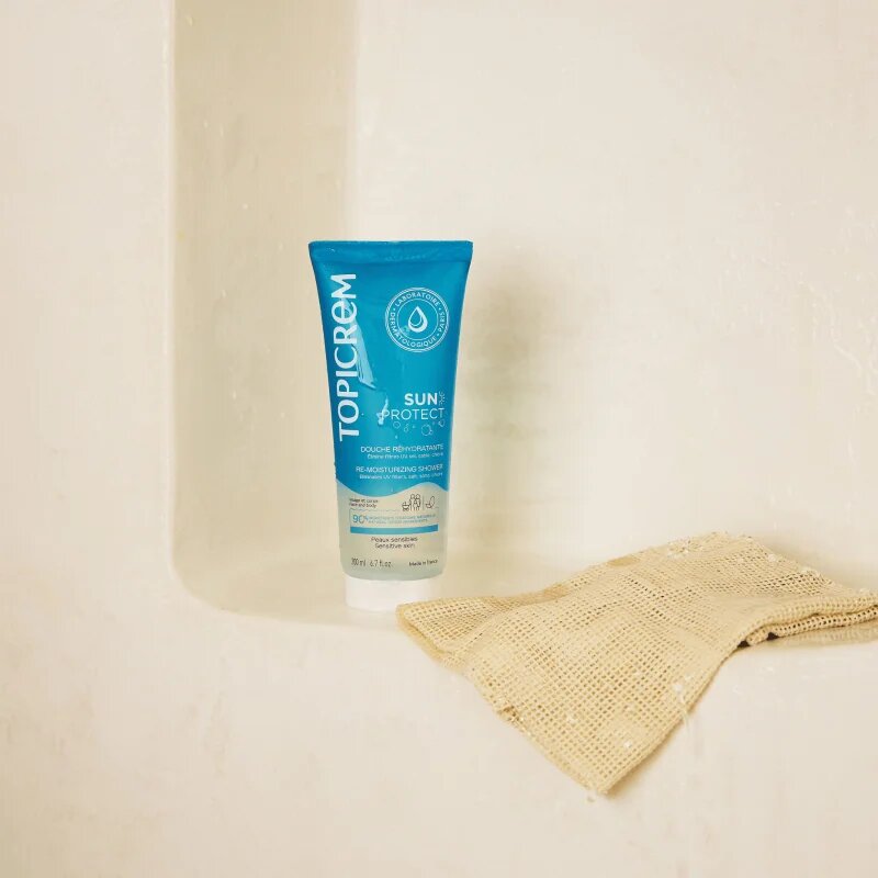 Topicrem Sun Protect Re-Moisturizing Shower hidratáló tusoló gél napozás után 200 ml