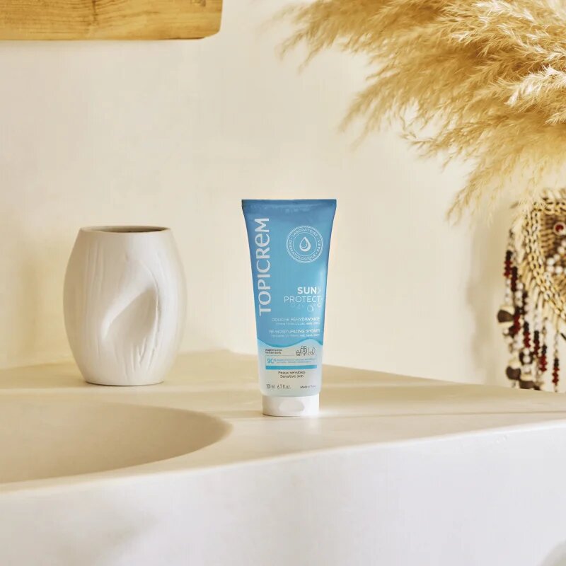 Topicrem Sun Protect Re-Moisturizing Shower hidratáló tusoló gél napozás után 200 ml