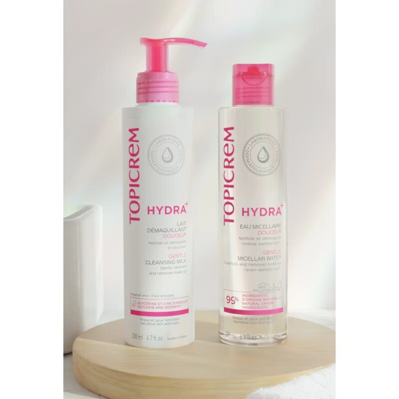 Topicrem UH FACE Gentle Micellar Water finoman tisztító micellás víz az érzékeny arcbőrre és szemekre 200 ml