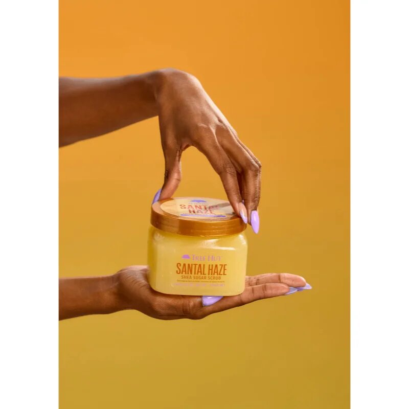 Tree Hut Shea Sugar Scrub Santal Haze cukros test peeling 510 g