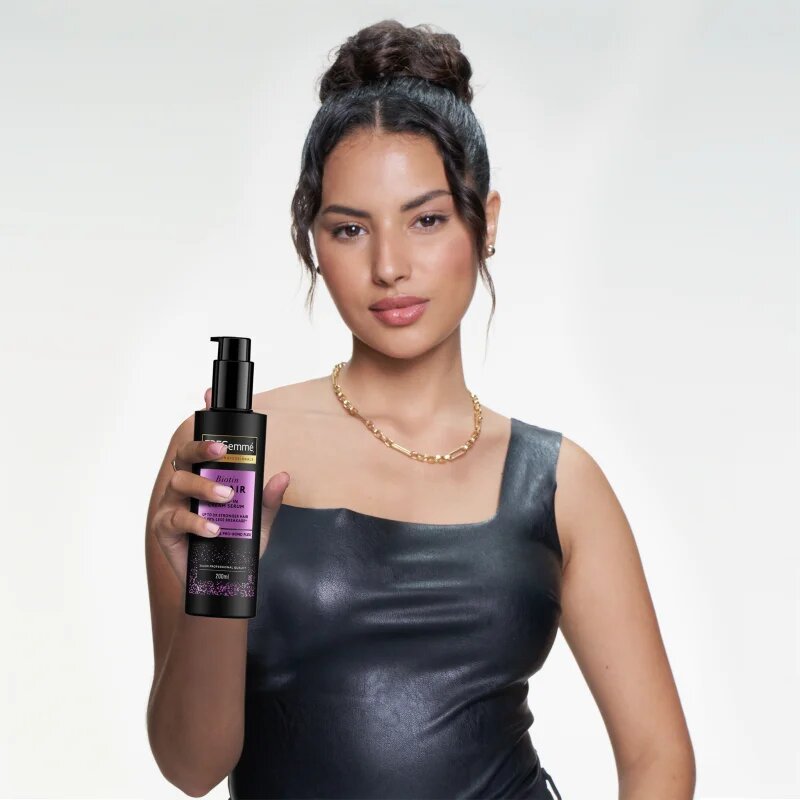 TRESemmé Biotin Repair Leave-In Cream Serum krémes szérum a haj tökéletes kinézetéért 200 ml