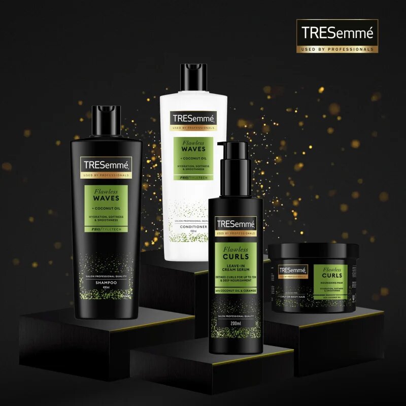 TRESemmé Flawless Curls haj maszk göndör hajra 440 ml