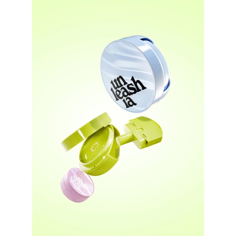 Unleashia Satin Wear Healthy Green Cushion Refill tartós alapozó sminkszivaccsal utántöltő árnyalat 18C Seashell 15 g