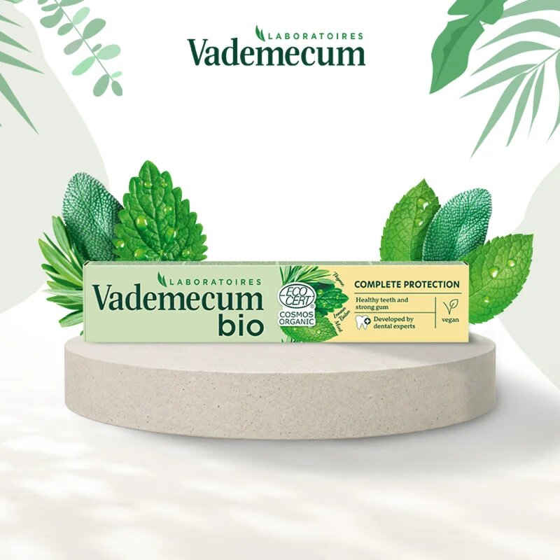 Vademecum BIO Complete Protection fogkrém gyógynövényekkel a teljeskörű fogápoláshoz 75 ml