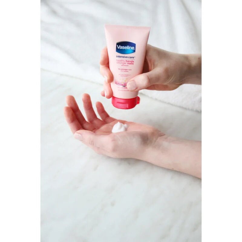 Vaseline Hand Care kéz- és körömápoló krém 75 ml