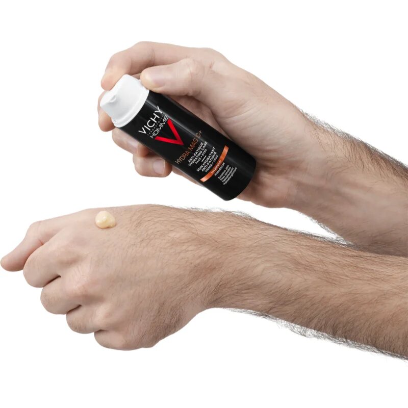 Vichy Homme Hydra-Mag C hidratáló arc és szemkörnyék ápolás a fáradtság jelei ellen 50 ml