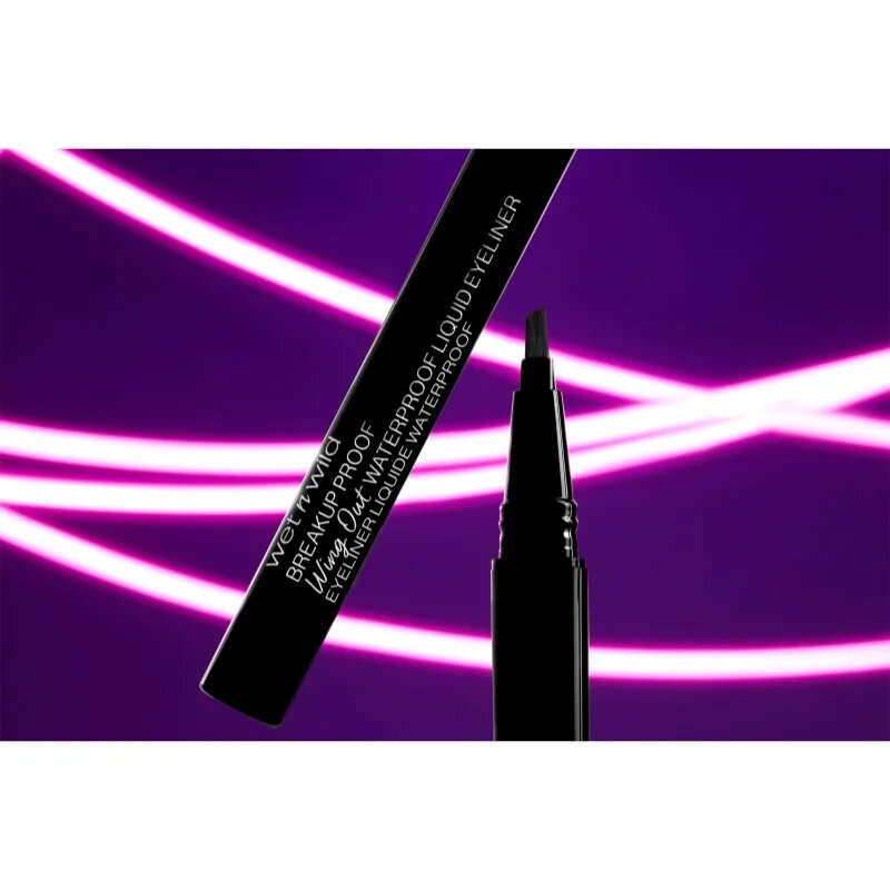 Wet n Wild Breakup Proof Wing Out széles applikátorú szemhéjtus vízálló árnyalat Ultra Black 0.9 ml